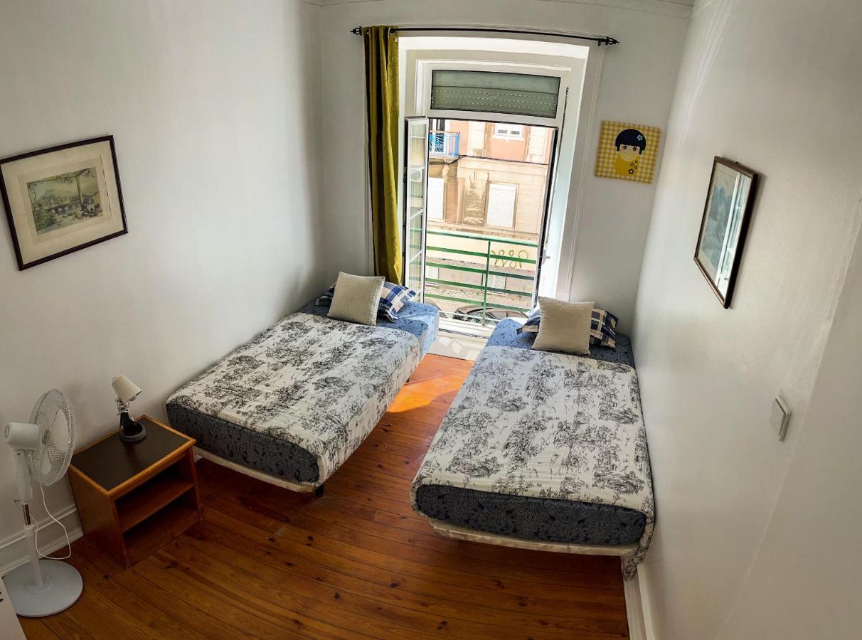 Fortune Guest House Lisbona Esterno foto