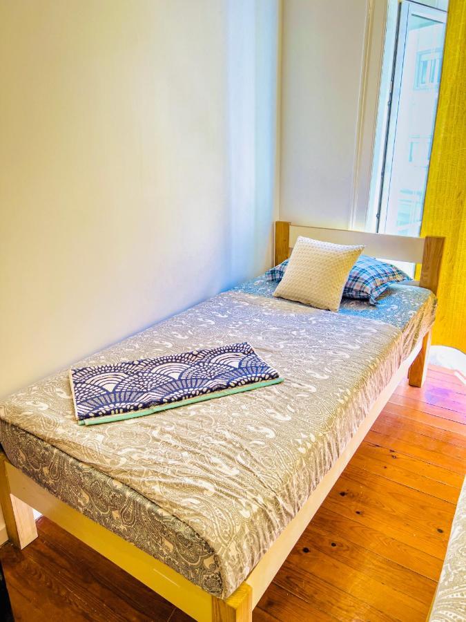 Fortune Guest House Lisbona Esterno foto