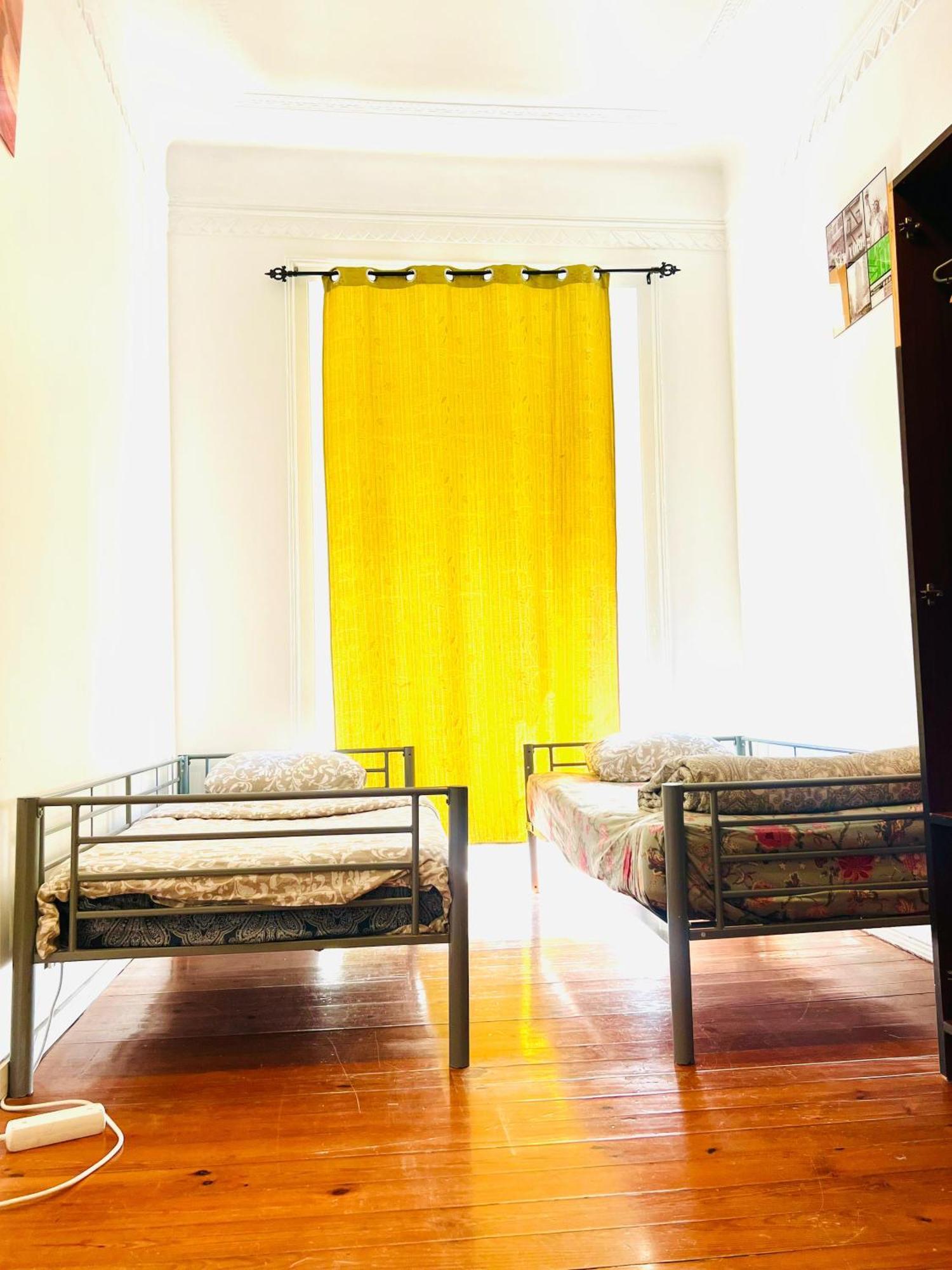 Fortune Guest House Lisbona Esterno foto